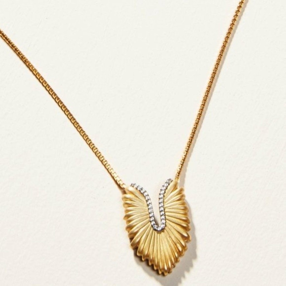 Mini Pegasus necklace